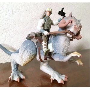 1997 Star Wars Luke Skywalker & Tauntaun Figure